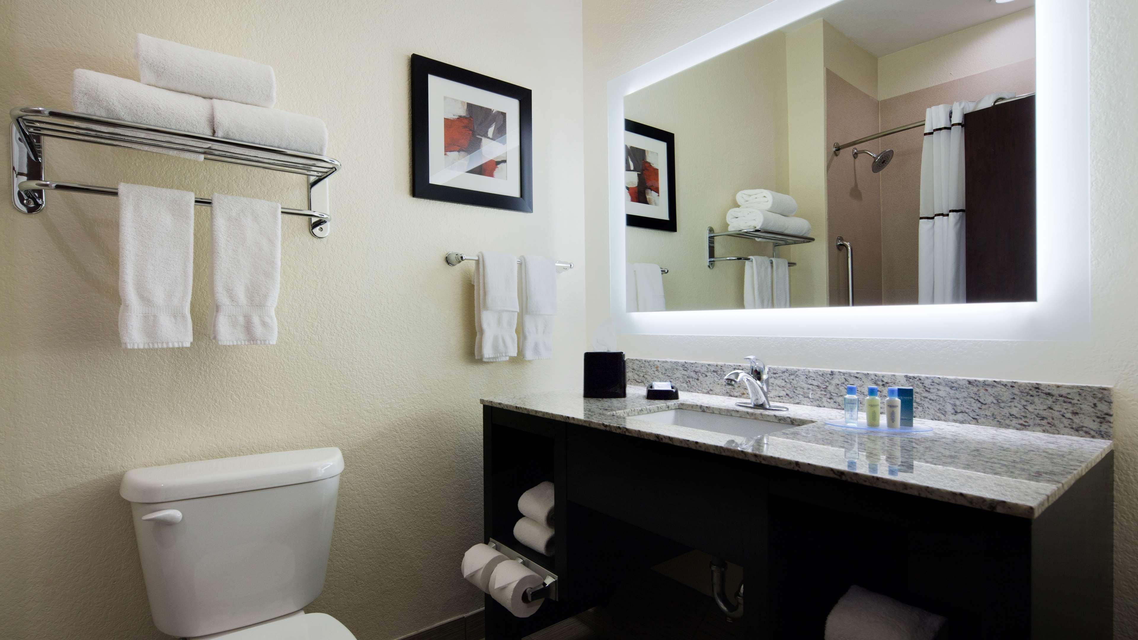 Best Western Plus Fairview Inn & Suites Eksteriør bilde