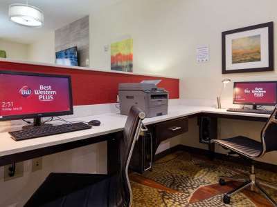 Best Western Plus Fairview Inn & Suites Eksteriør bilde